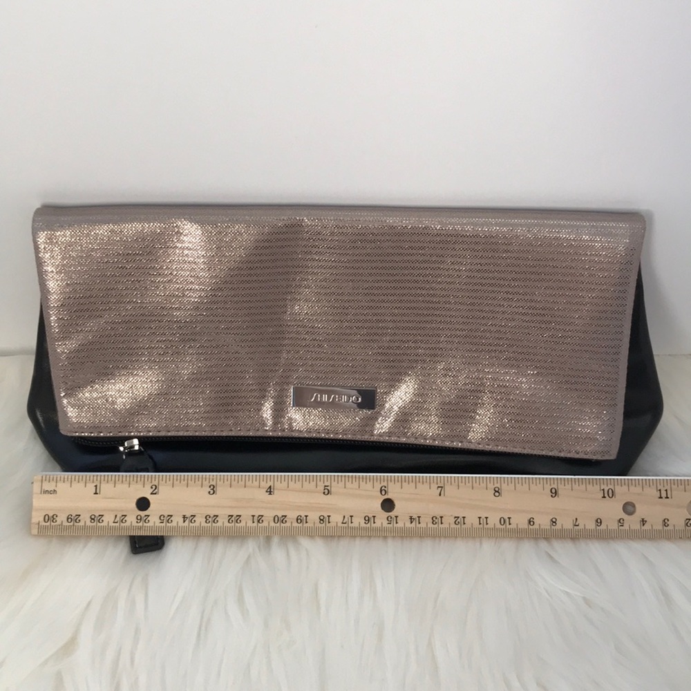 Shiseido Foldable Clutch View 3